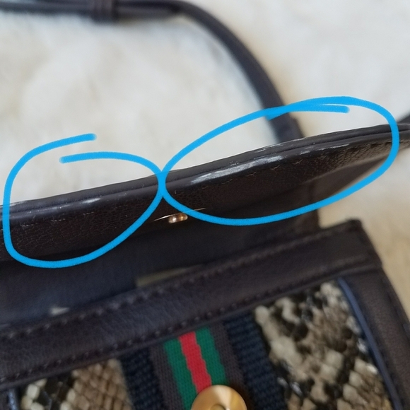 Sondra Roberts Squared Snake Print Small Crossbody - Picture 10 of 10